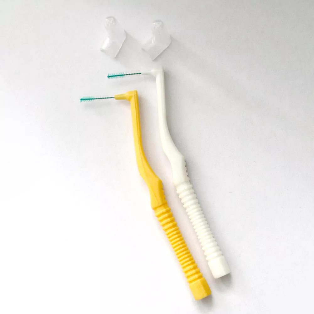 Brosse interdentaire pour l'élimination de la plaque dentaire