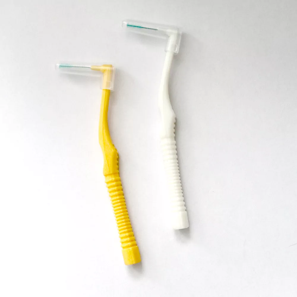 Brosse interdentaire orthodontique