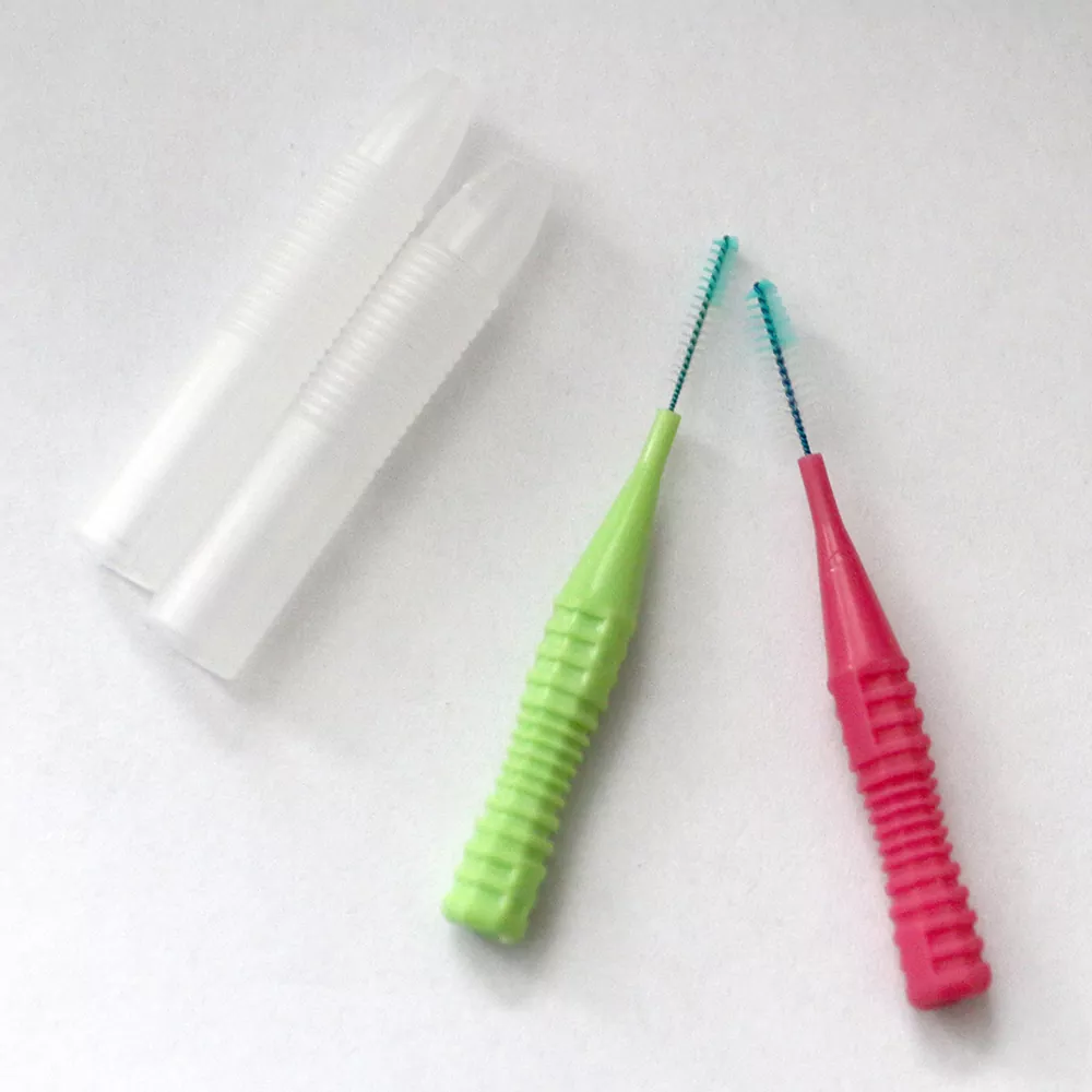 Brosse interdentaire portative