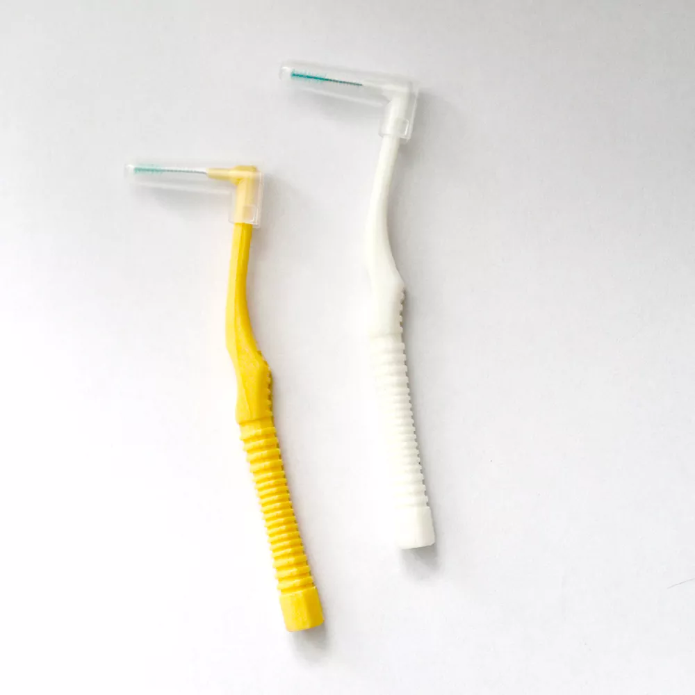 Brosse interdentaire à poils doux